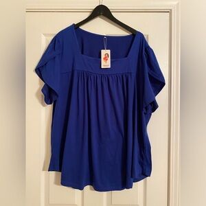 Vislily. Women’s. Blue Short Bell Sleeve. NWT. Size 5X. Pullover.